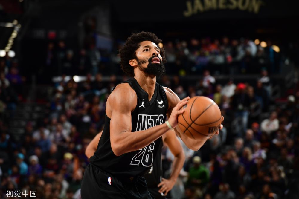 他并不想与 他并不想与